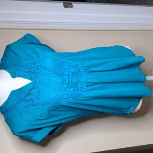 Small Versona short sleeve shirt